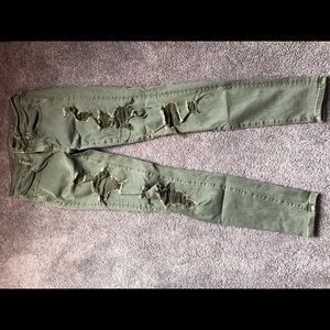 Ripped green American eagle jeggings